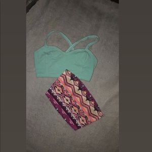 2 crop tops✨